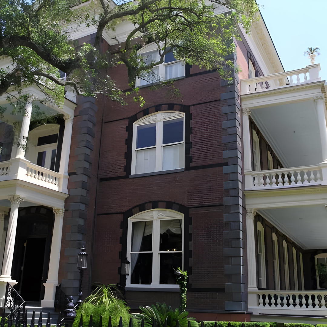 Calhoun Mansion